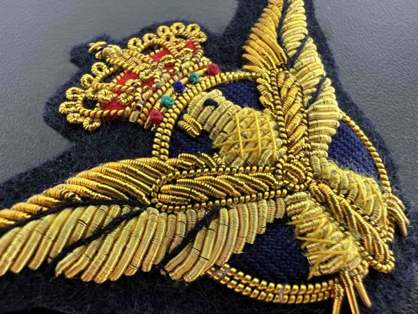 rokiski insignia piloto comercial bordado hilo metálico dorado detalles