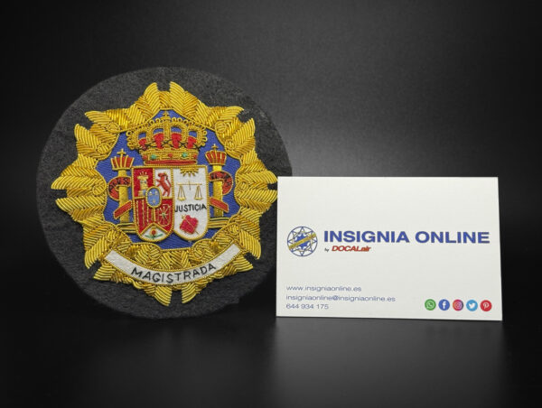 bordado toga 100 mm MAGISTRADA tarjeta de visita insignia online by docalair