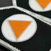 detalles hombreras protección plateado 4