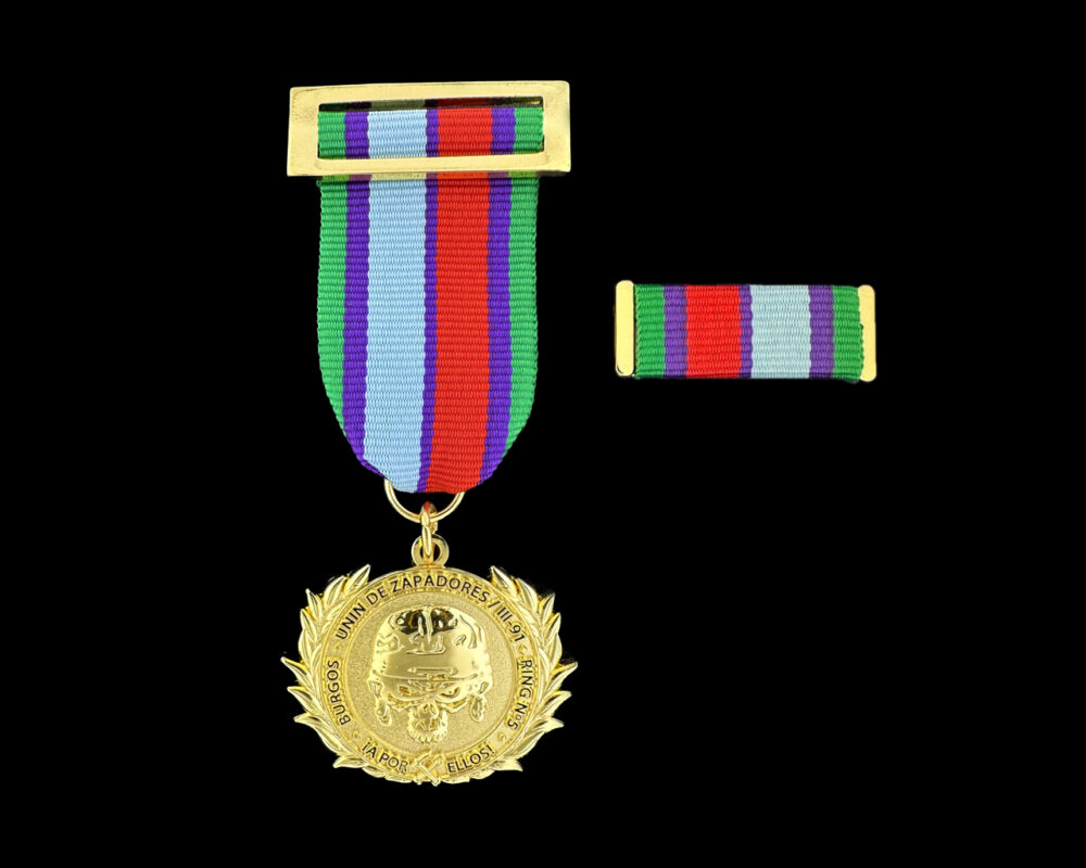medalla y pasador Unin de Zapadores Burgos