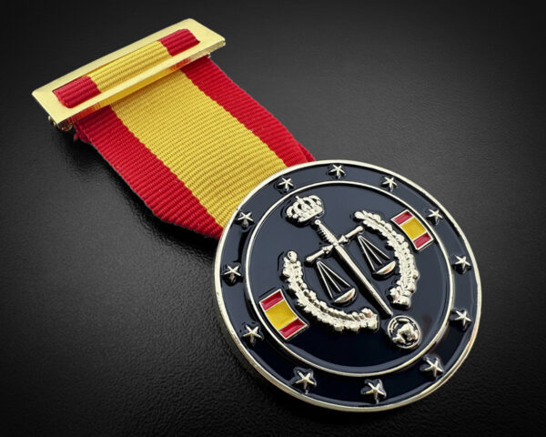 medalla Sociedad Española de Investigación en Seguridad Global
