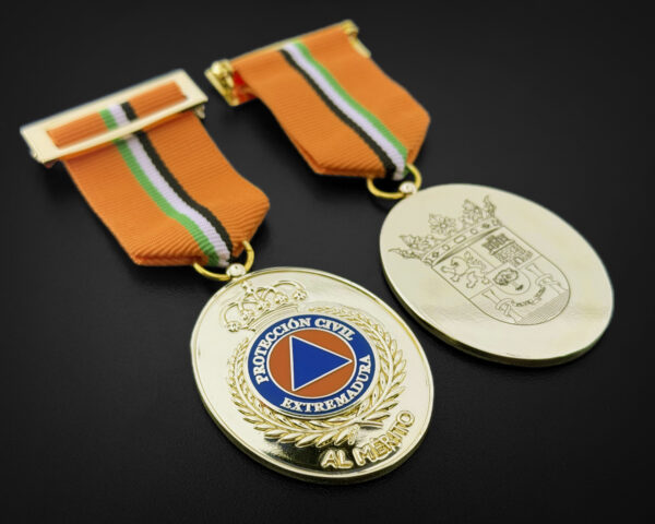 medalla al mérito oro protección civil extremadura detalles