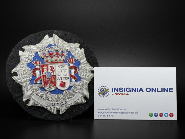 bordado toga 100 mm JUTGE tarjeta de visita insignia online by docalair