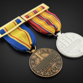 Medallas HECAPE PERMANENCIA 1 y 3 AÑOS